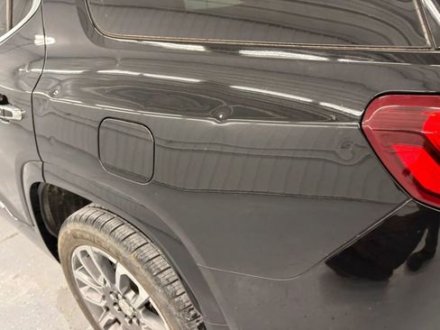 Used 2020 GMC Acadia Denali w/ Denali Ultimate Package AWD/4WD image 22
