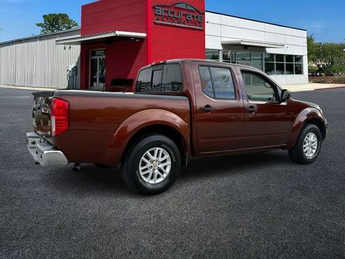 Used 2016 Nissan Frontier SV w/ SV Value Truck Package image 5