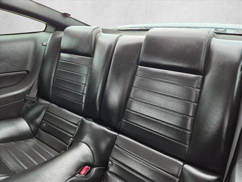 Used 2007 Ford Mustang GT RWD image 14