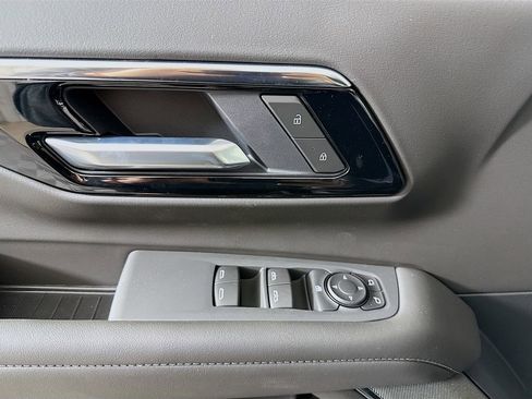 New 2026 Chevrolet Tahoe LS image 17