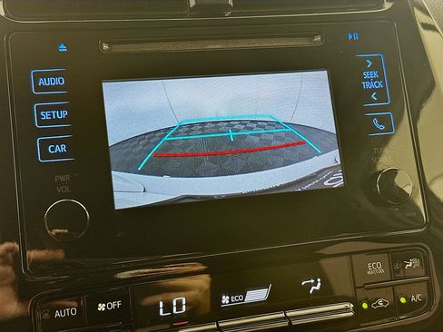 Used 2018 Toyota Prius Two w/ Prius Two Safety Plus Package FWD image 22