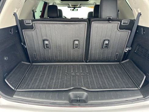 Used 2023 Nissan Pathfinder Platinum image 52