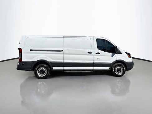 Used 2018 Ford Transit 250 148 Low Roof RWD image 5