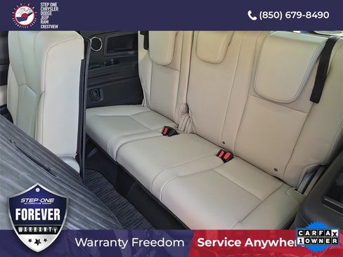 Used 2024 Subaru Ascent Limited w/ Technology Package image 37