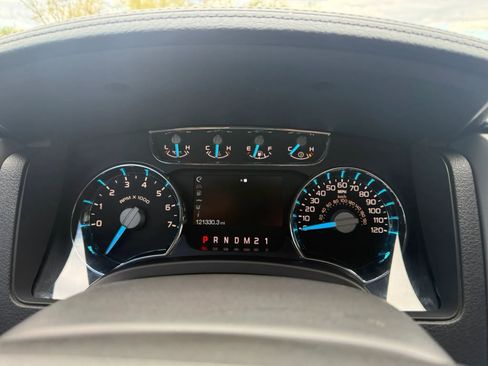Used 2011 Ford F150 Lariat w/ Lariat Chrome Pkg AWD/4WD image 16
