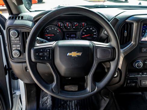 Used 2025 Chevrolet Silverado 2500 W/T w/ WT Convenience Package image 15