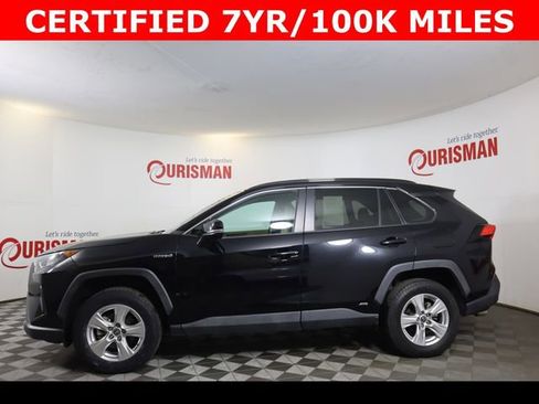 Used 2021 Toyota RAV4 LE image 7