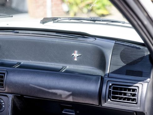 Used 1993 Ford Mustang LX RWD image 36