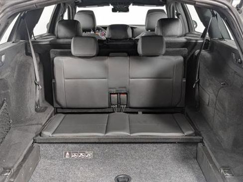 Used 2017 Mercedes-Benz E 400 4MATIC Wagon image 21