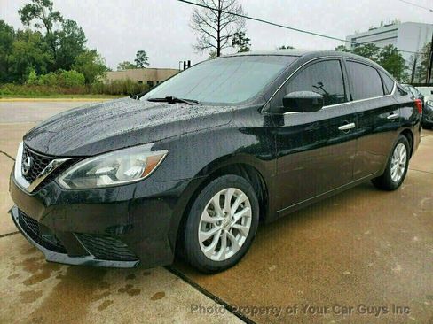 Used 2019 Nissan Sentra SV image 1