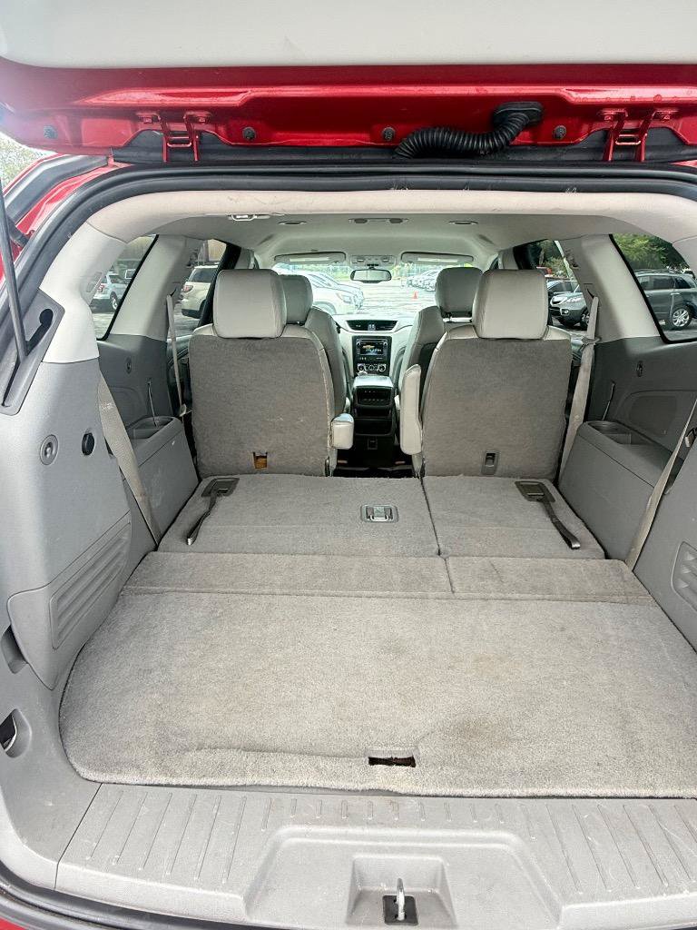 Used 2014 Chevrolet Traverse LT FWD image 18