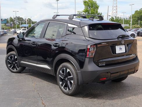 New 2026 Nissan Kicks SV AWD/4WD image 2