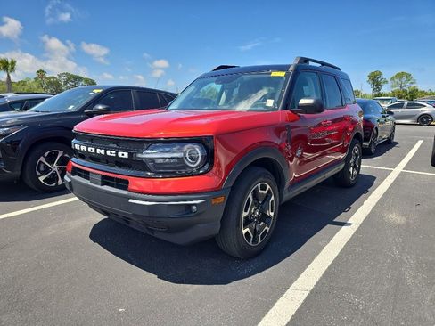 Used 2022 Ford Bronco Sport Outer Banks w/ Tech Package AWD/4WD image 4