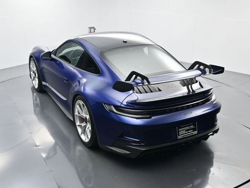 Certified 2022 Porsche 911 GT3 image 33