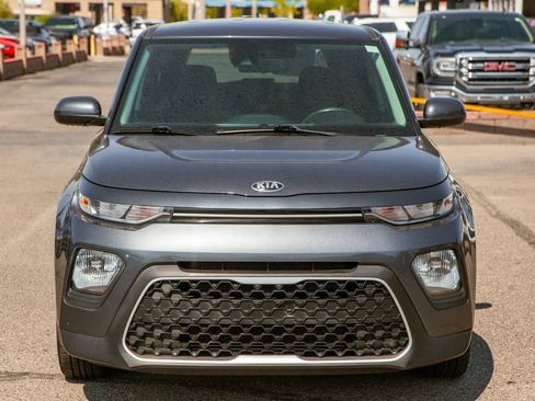 Used 2021 Kia Soul S FWD image 3