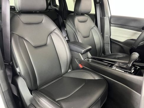 Used 2026 Jeep Compass Limited AWD/4WD image 44