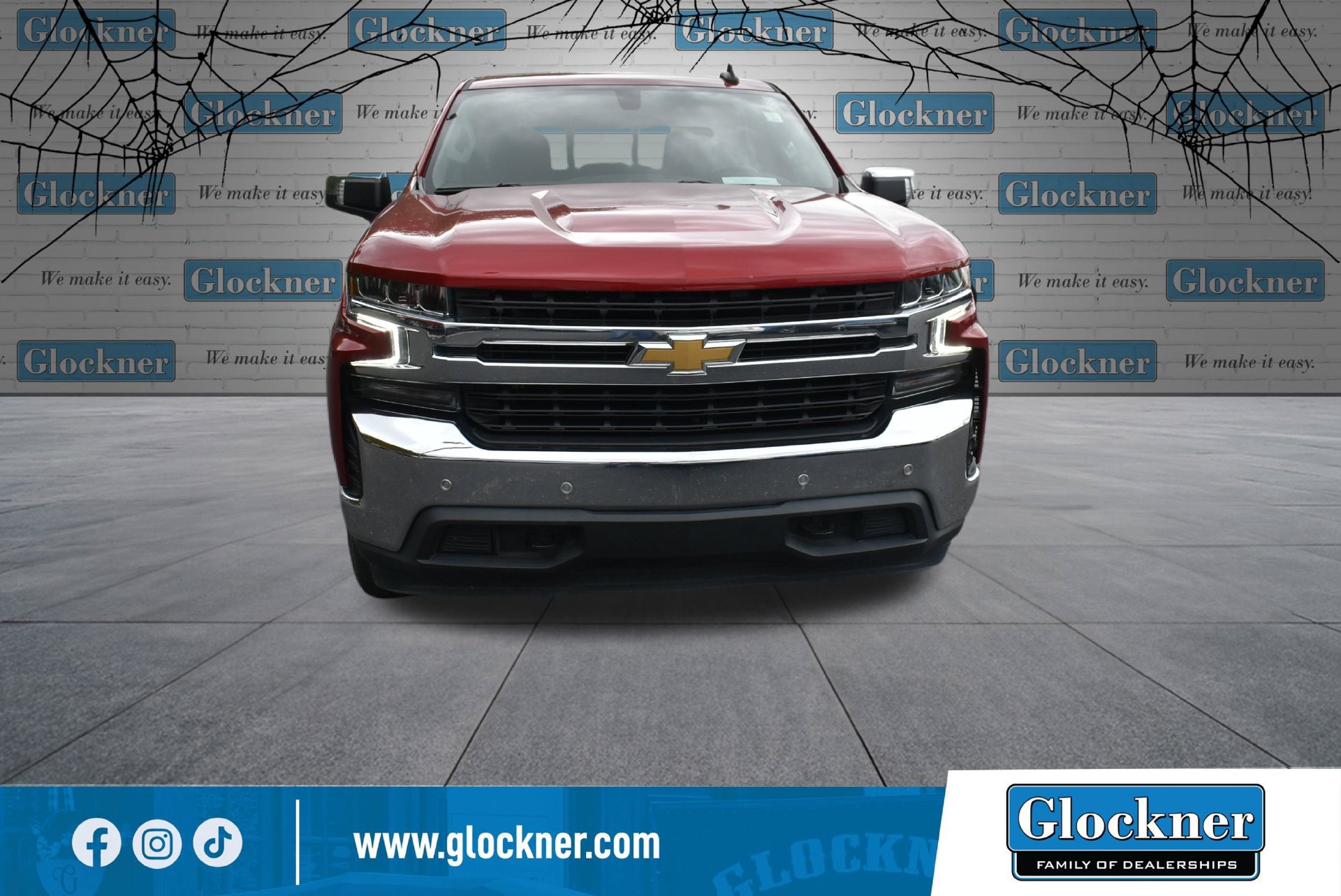 Used 2021 Chevrolet Silverado 1500 LT w/ Convenience Package II AWD/4WD image 2