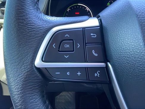 Used 2021 Toyota Sienna XLE image 20