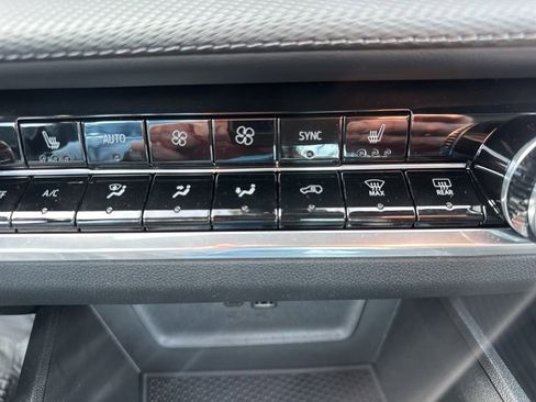 New 2026 Chevrolet Equinox LT w/ Convenience Package II image 17