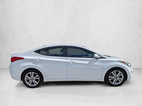Used 2013 Hyundai Elantra GLS w/ Preferred Pkg FWD image 2