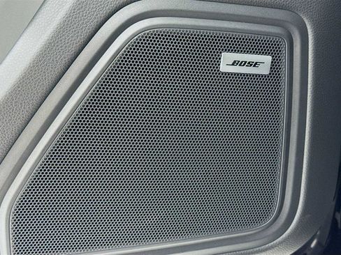 New 2026 Porsche Macan image 12