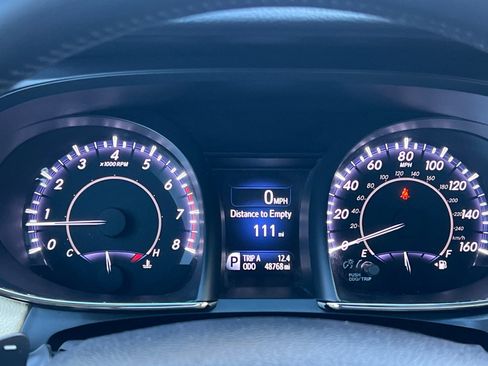 Used 2015 Toyota Avalon XLE Touring image 23