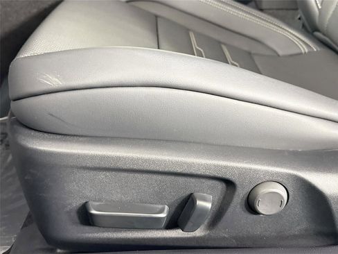 Used 2024 Lexus RC 300 F Sport image 31