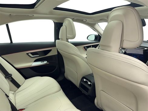 Used 2025 Mercedes-Benz E 350 Sedan w/ Winter Package image 54