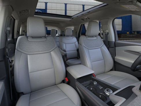 New 2026 Ford Explorer Active w/ Active Comfort Package image 31