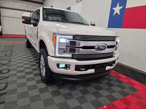 Used 2019 Ford F350 Limited AWD/4WD image 22