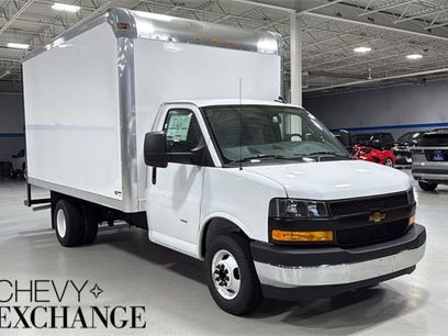 New 2025 Chevrolet Express 3500 w/ Power Convenience Package
