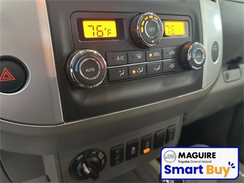 Used 2017 Nissan Frontier SV w/ SV Value Truck Package image 13