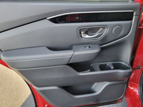 Certified 2024 Honda Pilot EX-L image 13