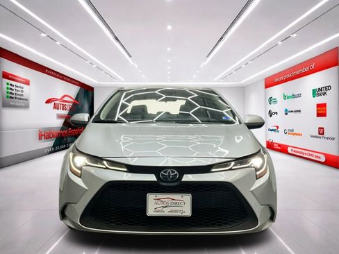Used 2020 Toyota Corolla LE FWD image 3