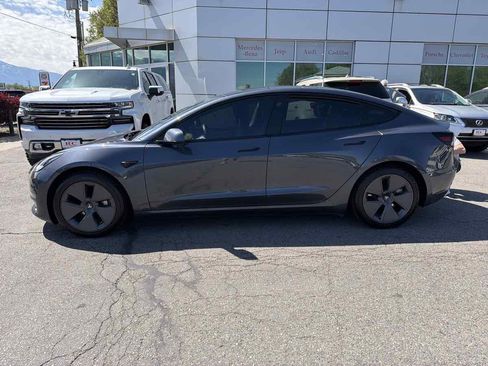 Used 2022 Tesla Model 3 Long Range AWD/4WD image 2