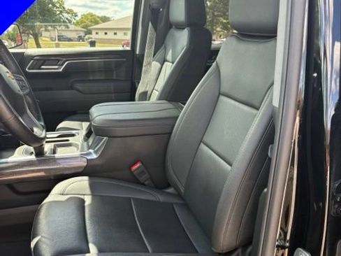 Used 2025 Chevrolet Silverado 1500 LTZ AWD/4WD image 13