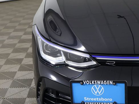 Used 2024 Volkswagen Golf R AWD/4WD image 17