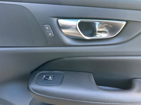 Used 2023 Volvo S60 T8 Core image 18