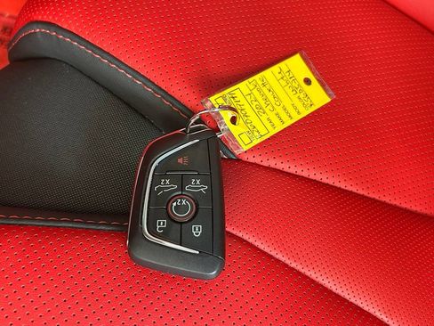 Used 2024 Chevrolet Corvette Z06 w/ Z07 Performance Package RWD image 39