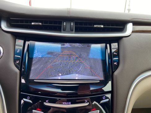 Used 2014 Cadillac XTS Premium image 31