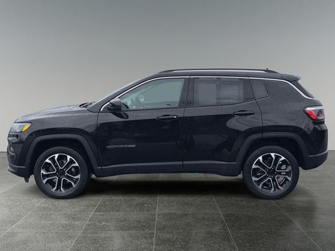 Used 2022 Jeep Compass Limited w/ Sun and Sound Group AWD/4WD image 4