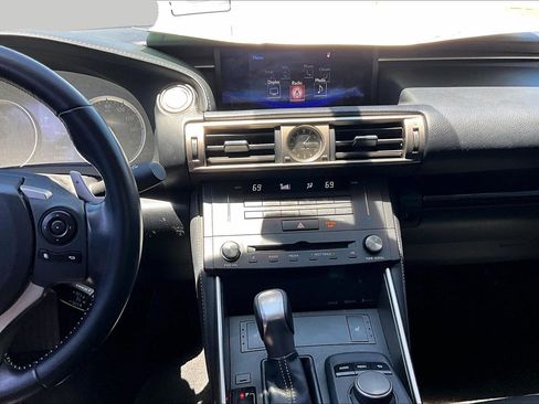 Used 2016 Lexus IS 300 AWD image 6