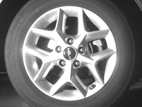 Used 2025 Kia Soul LX w/ LX Technology Package FWD image 10