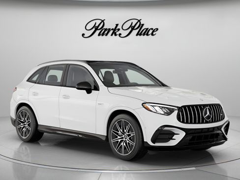 Used 2026 Mercedes-Benz GLC 43 AMG 4MATIC image 31