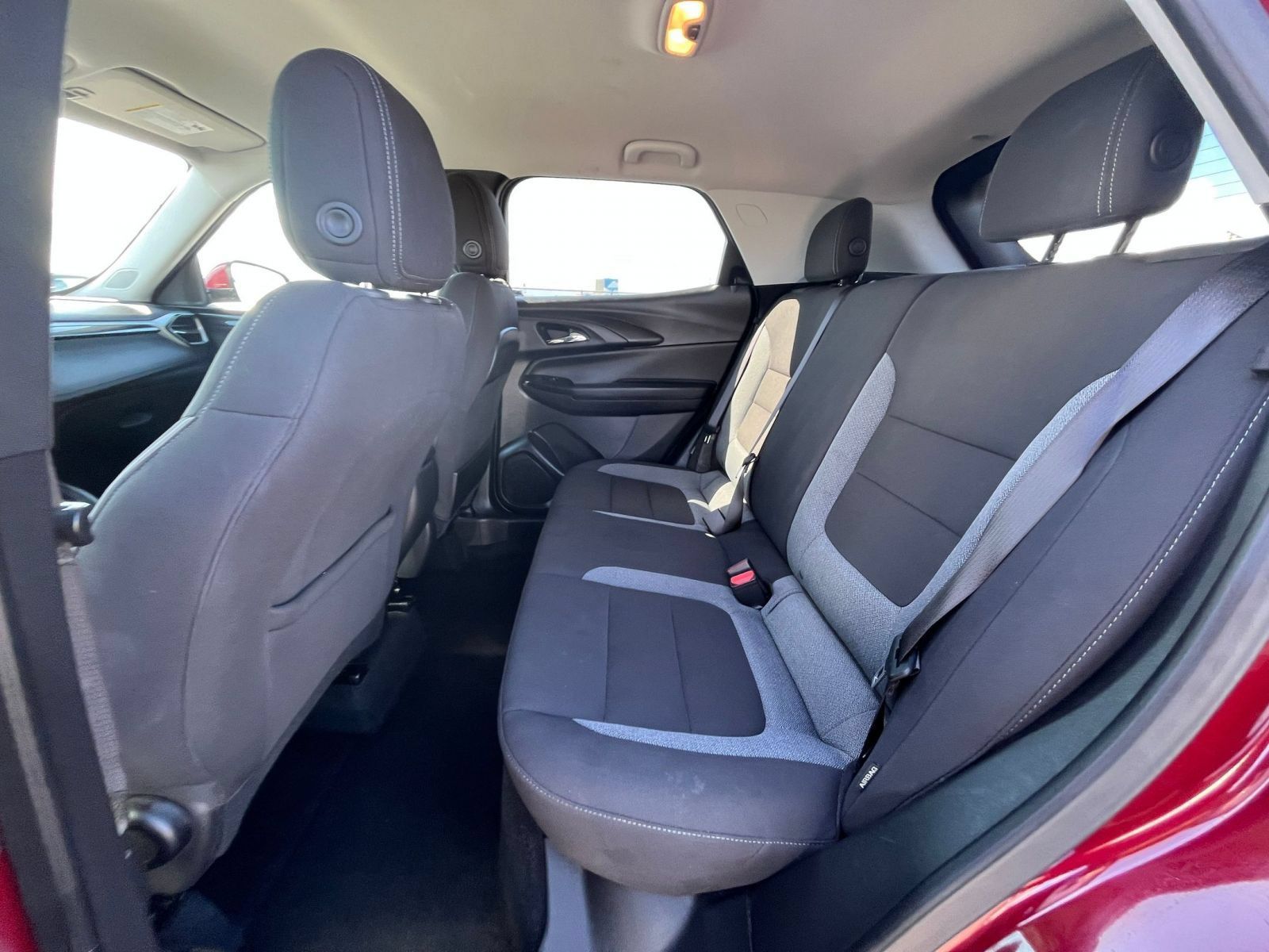 Used 2025 Chevrolet TrailBlazer LT FWD image 20