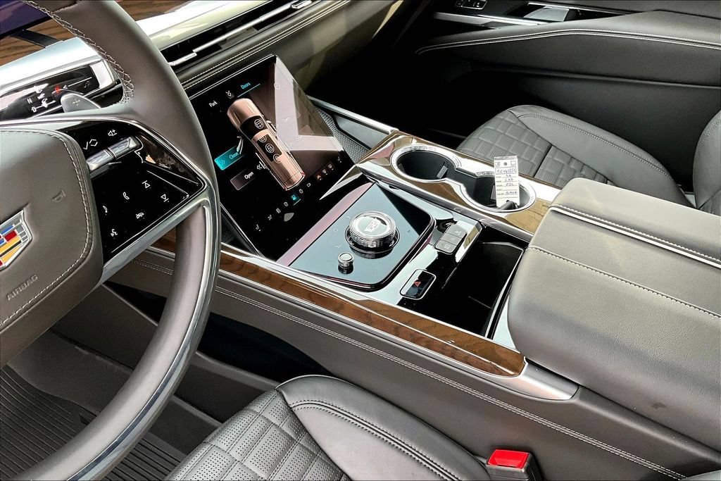 New 2026 Cadillac Escalade Platinum Sport w/ LPO, Floor Liner Package AWD/4WD image 8