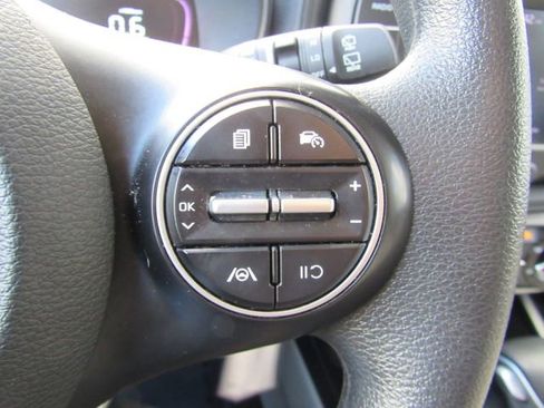 Used 2023 Kia Soul LX w/ LX Technology Package image 33