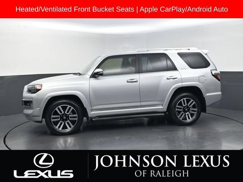 Used 2022 Toyota 4Runner Limited AWD/4WD image 2