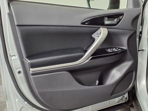 New 2025 Mitsubishi Eclipse Cross LE image 19