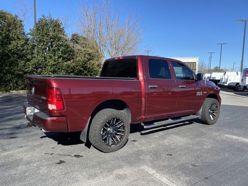 Used 2017 RAM 1500 Express image 9